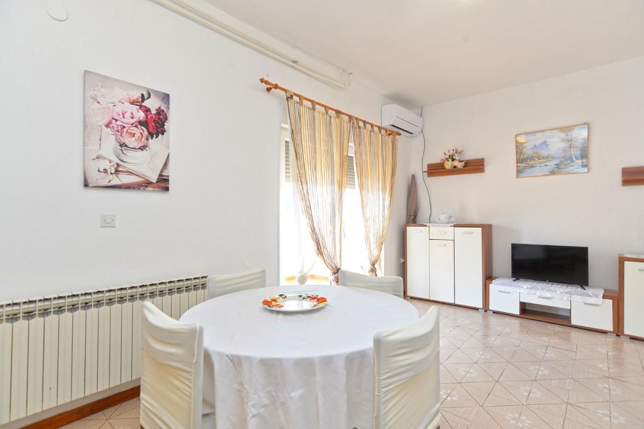Apartment Silvio 1779 Banjole Ngoại thất bức ảnh